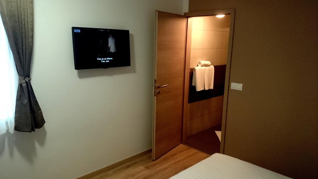 Sweet Dreams Rooms And Apartments Postojna Phòng bức ảnh