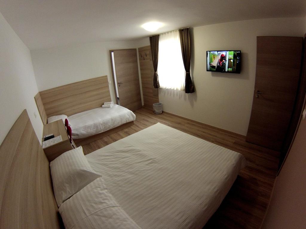 Sweet Dreams Rooms And Apartments Postojna Phòng bức ảnh
