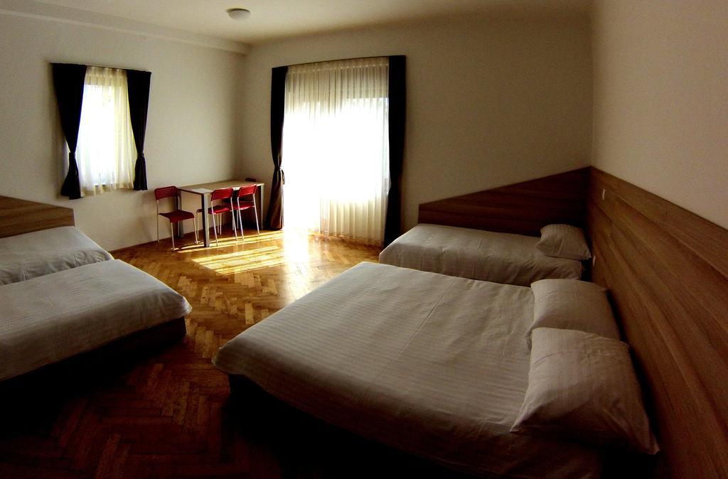 Sweet Dreams Rooms And Apartments Postojna Phòng bức ảnh