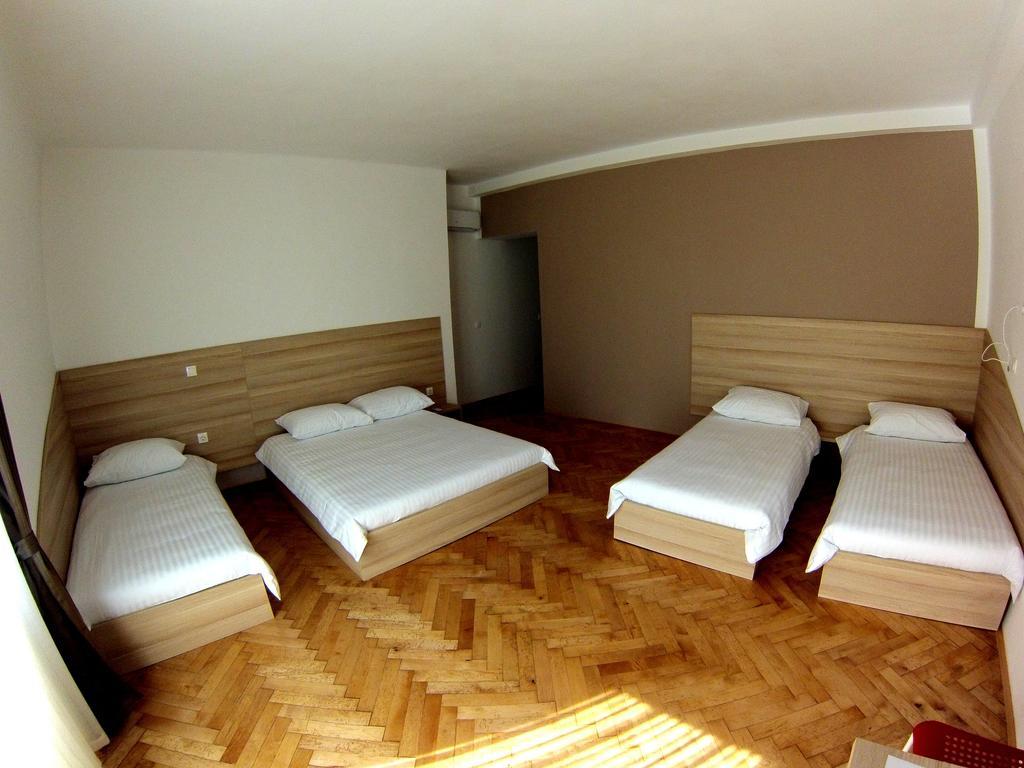 Sweet Dreams Rooms And Apartments Postojna Phòng bức ảnh