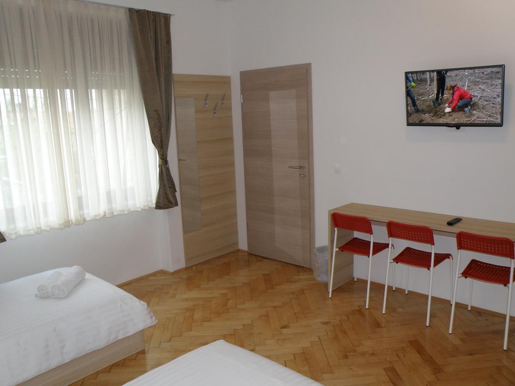 Sweet Dreams Rooms And Apartments Postojna Phòng bức ảnh