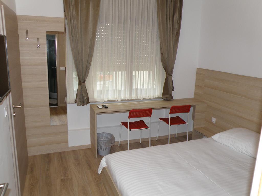 Sweet Dreams Rooms And Apartments Postojna Phòng bức ảnh